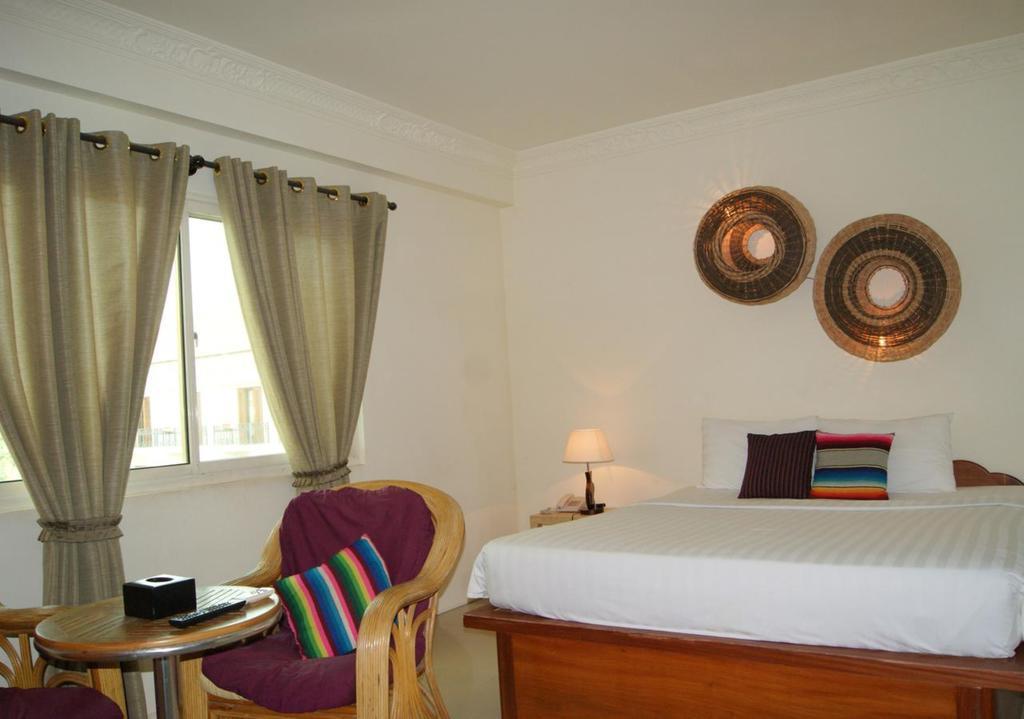Viva Hotel Siem Reap Bagian luar foto