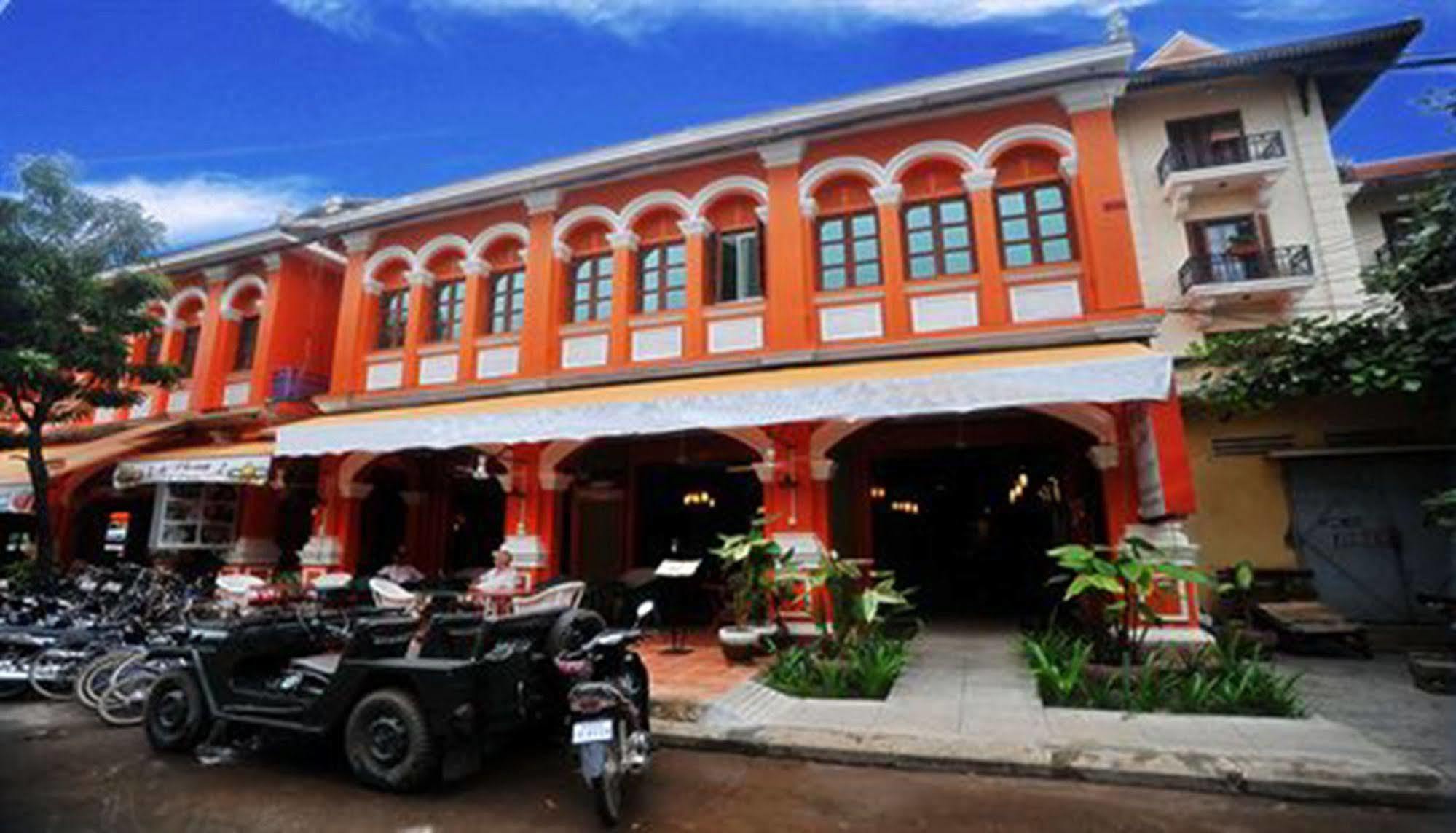 Viva Hotel Siem Reap Bagian luar foto