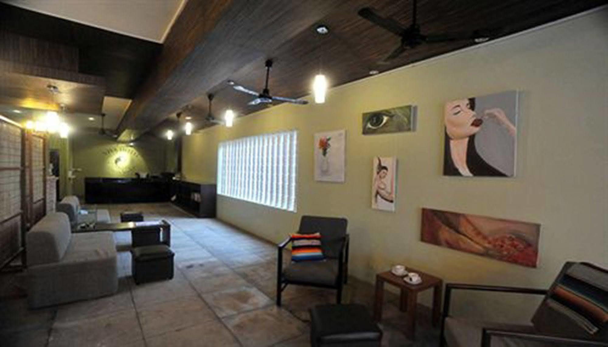 Viva Hotel Siem Reap Bagian luar foto